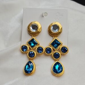 Women's Crystal Rhinestone Dangle Pierced Earrings Blue Gold NWOT 3 Inches Long